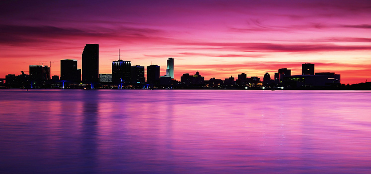 大气渲染城市背景Banner