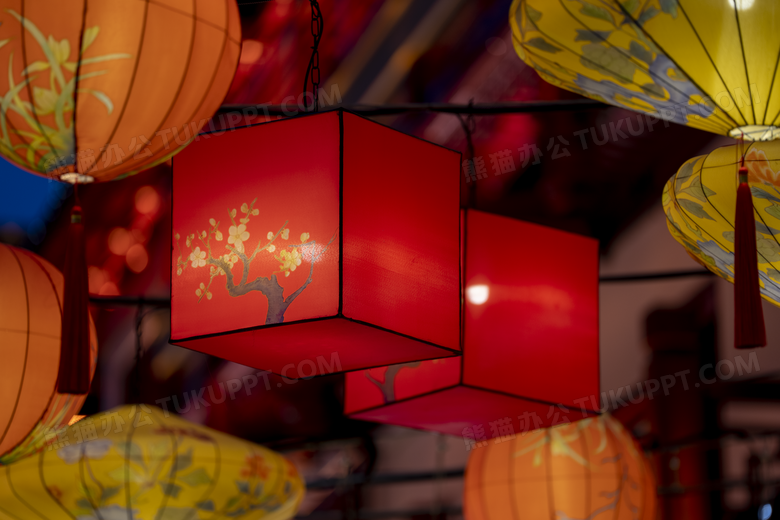 美丽灯笼元旦城隍庙图片