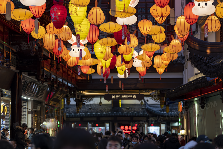 城隍庙元旦元宵节夜景图片