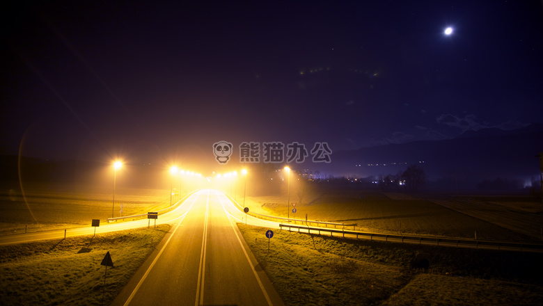 公路 灯 夜