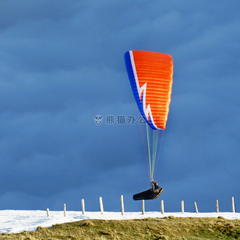 活动 滑翔伞运动 运动