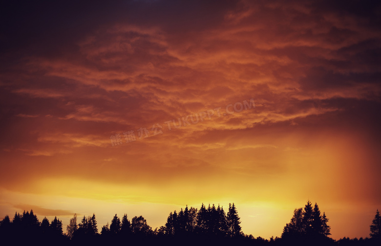 夕阳西下时的晚霞风光摄影高清图片