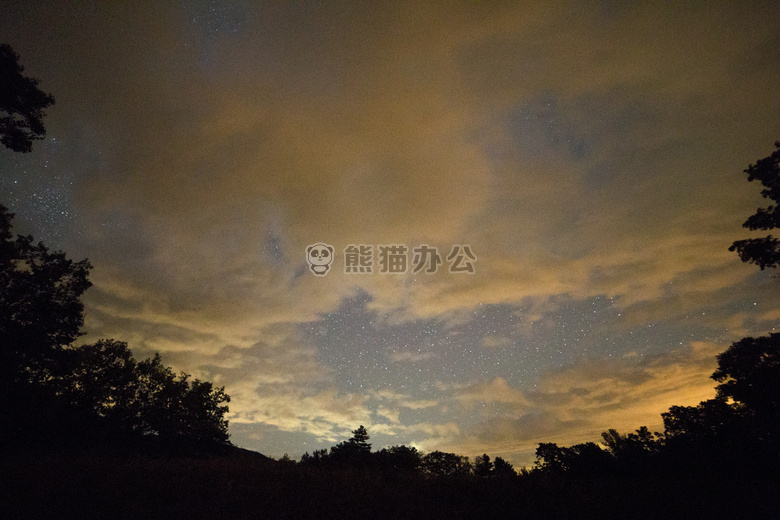 云 黑暗的 黎明
