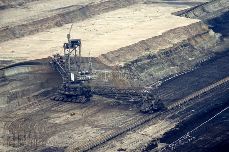棕色的 煤 采矿