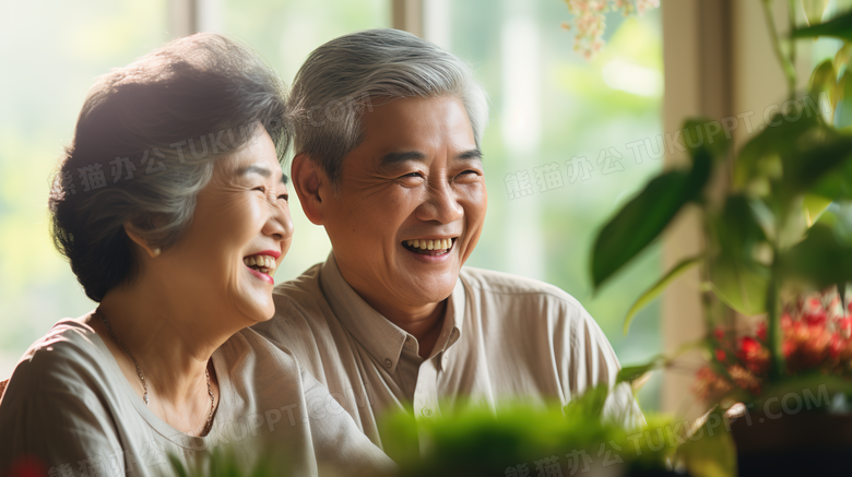 重阳节老年夫妻开心微笑摄影图