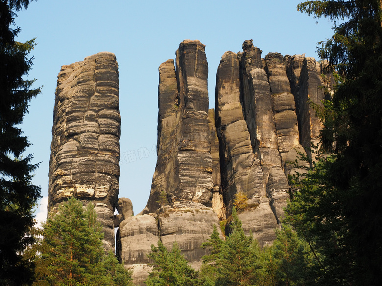 砂岩石头山风景图片