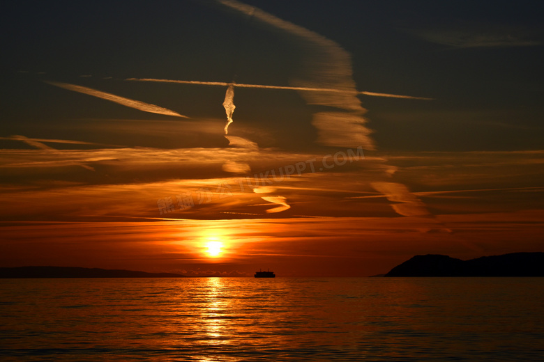 海平面黄昏日落景观图片