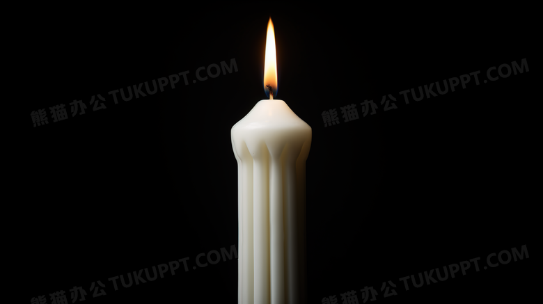 正在燃烧的白色蜡烛图片