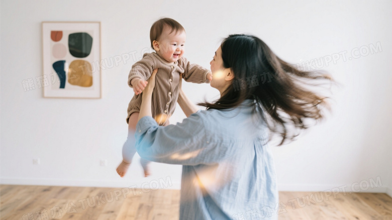 北欧风亲子互动画面极简白色背景前母亲穿雾蓝衬衫托举幼儿转圈