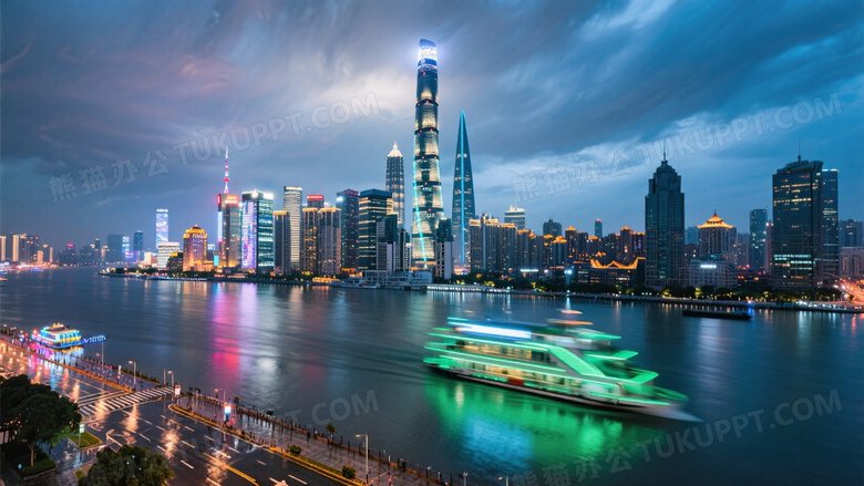 城市天际线鸟瞰图上海中心大厦螺旋形LED灯带与金茂大厦飞檐形成垂直韵律