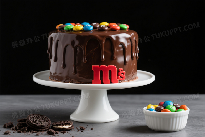 巧克力蛋糕滴落特写图片