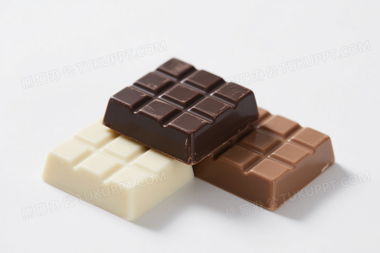 三色巧克力堆叠柔光图片