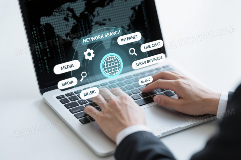 商务人士打字叠加科技HUD图片