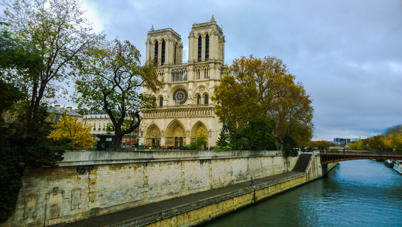 巴黎 圣母院