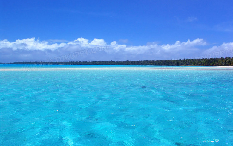 蓝天白云大海海水