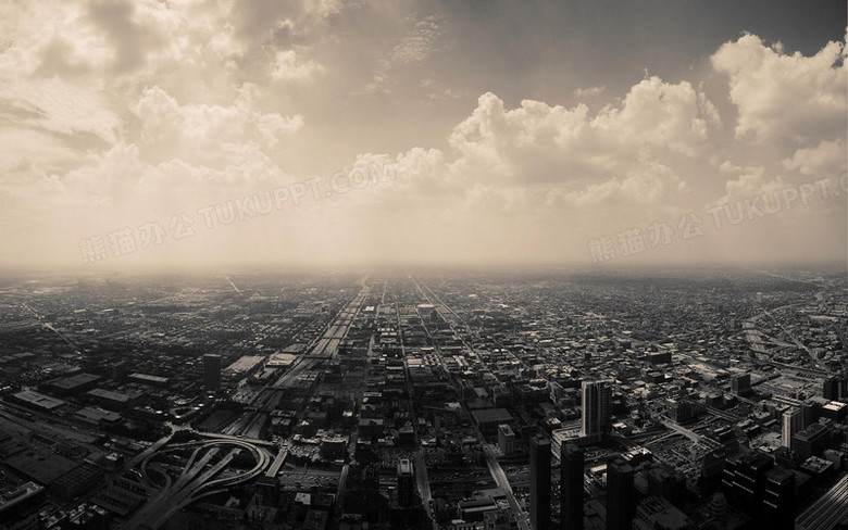 黑白雾霾笼罩城市
