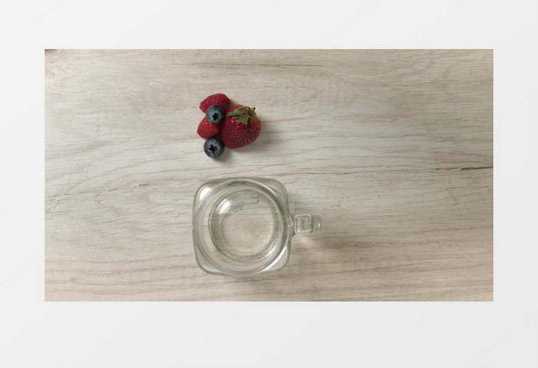 准备水果酸奶实拍视频素材