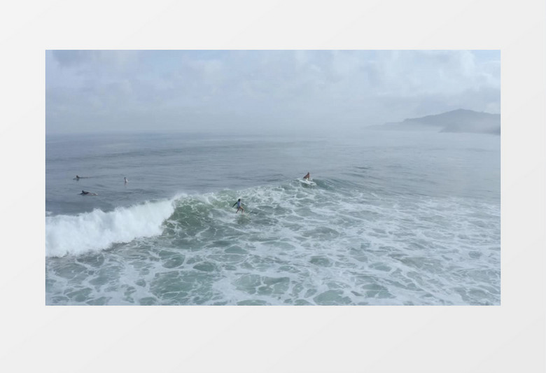 海滩冲浪者实拍视频