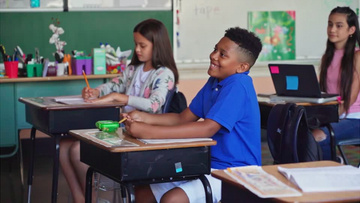 小学生如何上课视频 800x450a80a121