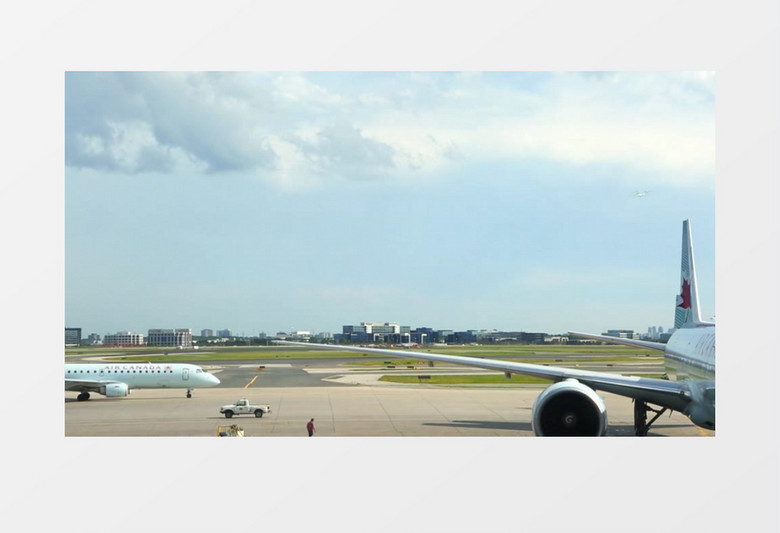 高清拍摄城市机场飞机跑道飞机滑翔起飞实拍视频素材