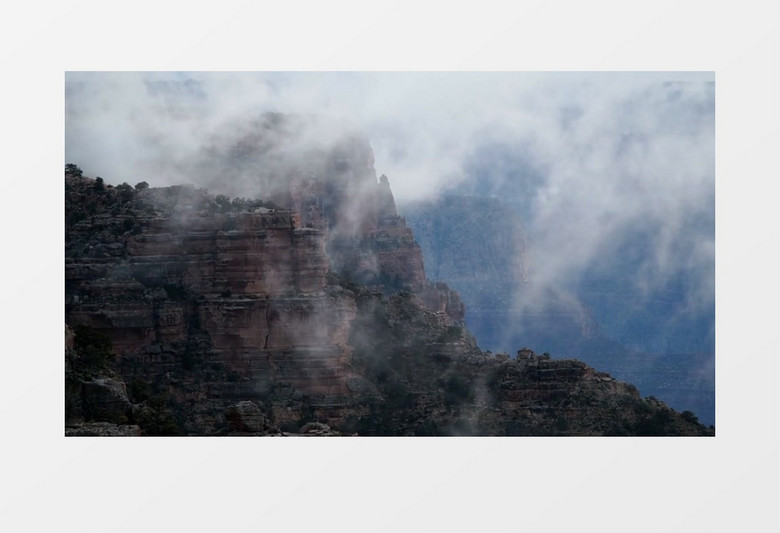 山林峡谷岩层云雾缭绕景观实拍视频素材