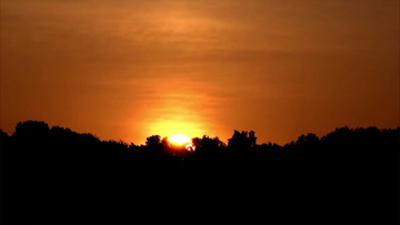 高清拍摄户外早晨清晨自然景观地平线太阳升起日出实拍视频素材