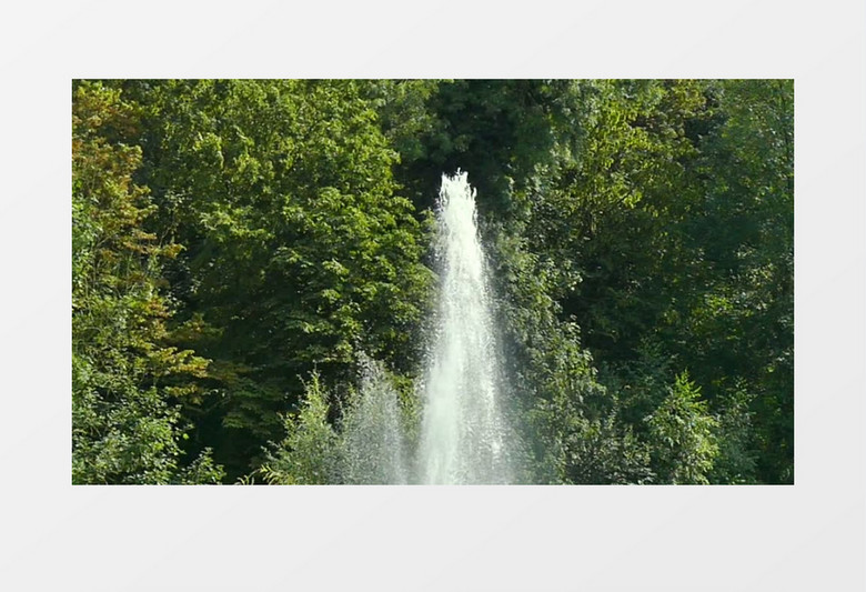 夏天公园喷泉喷水实拍视频素材