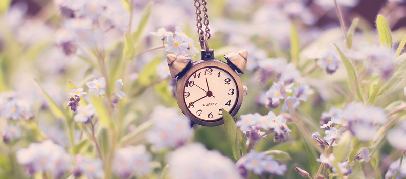 时光背景图片大全_时光背景素材下载_熊猫办公