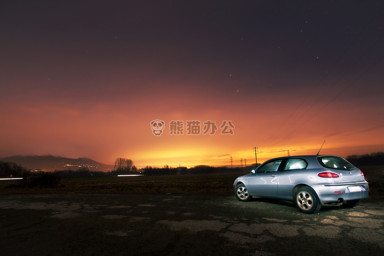汽车 黎明 黄昏