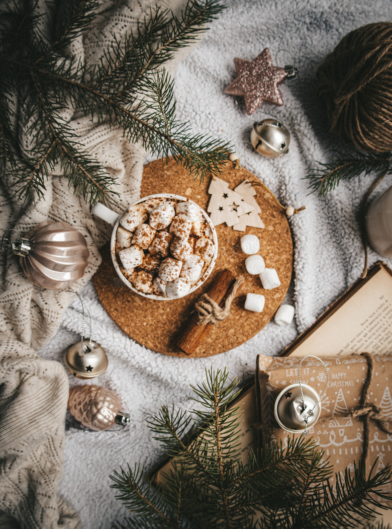 圣诞铃铛和美食图片