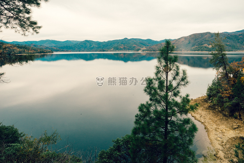 山 湖 自然