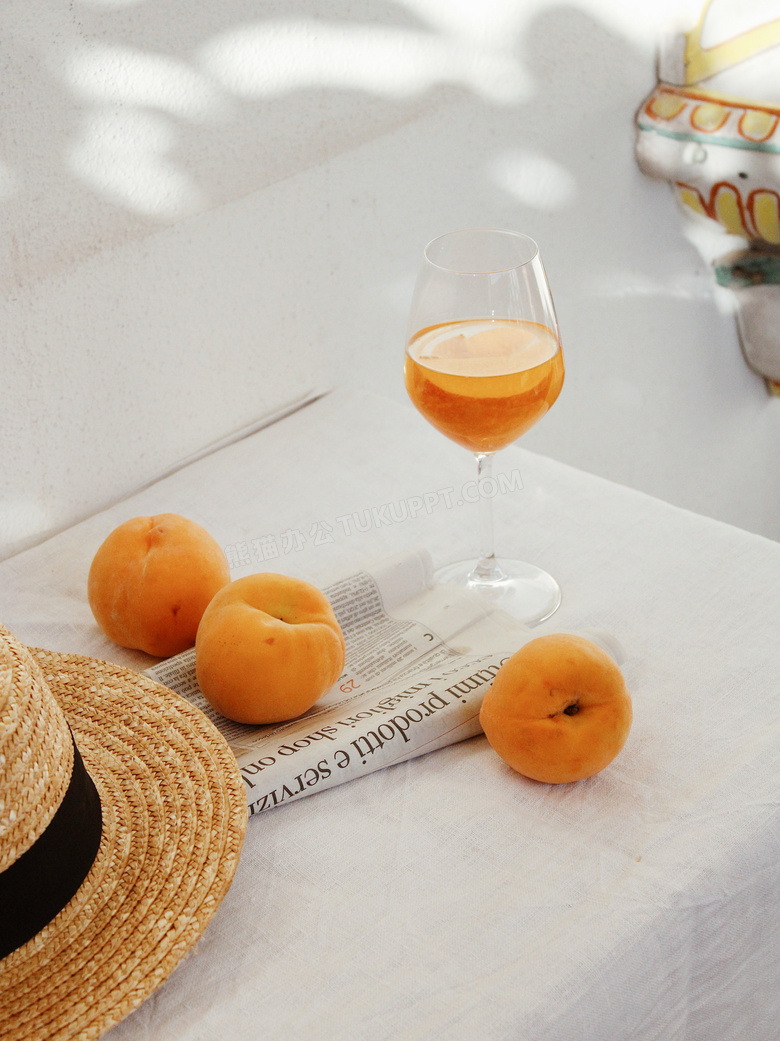 黄桃和水果茶图片