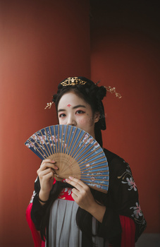 实业兴国 实干兴邦