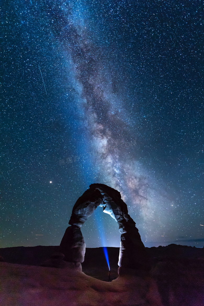 唯美蓝色星空图片壁纸