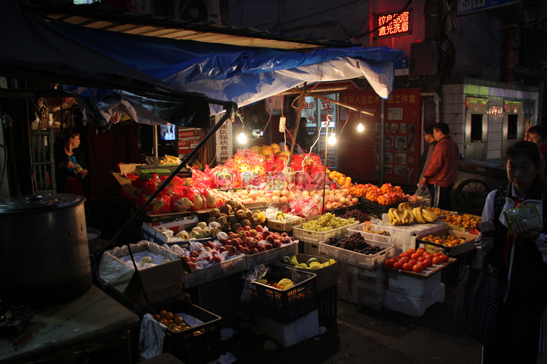 水果 市场 夜