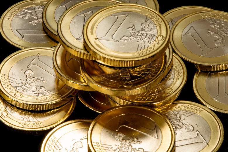 金色欧元硬币图片