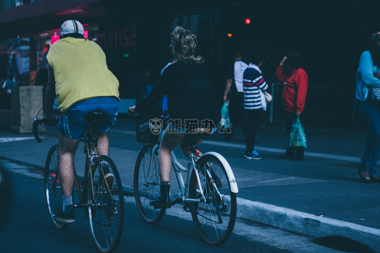 自行车 城市 骑脚踏车兜风