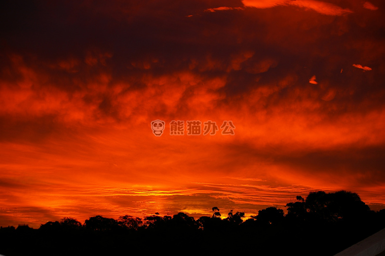 美丽的 云 傍晚