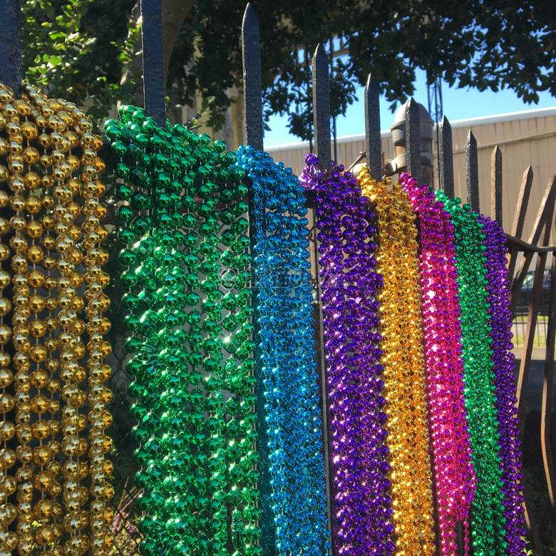 珠 丰富多彩的 颜色