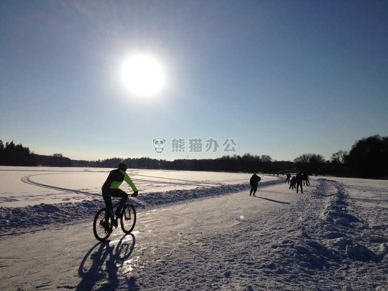 自行车 冰 滑冰