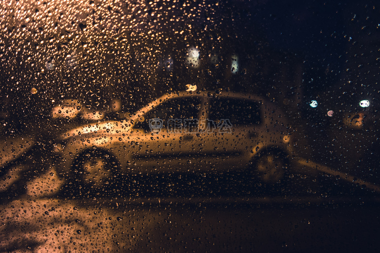 汽车 雨 今天