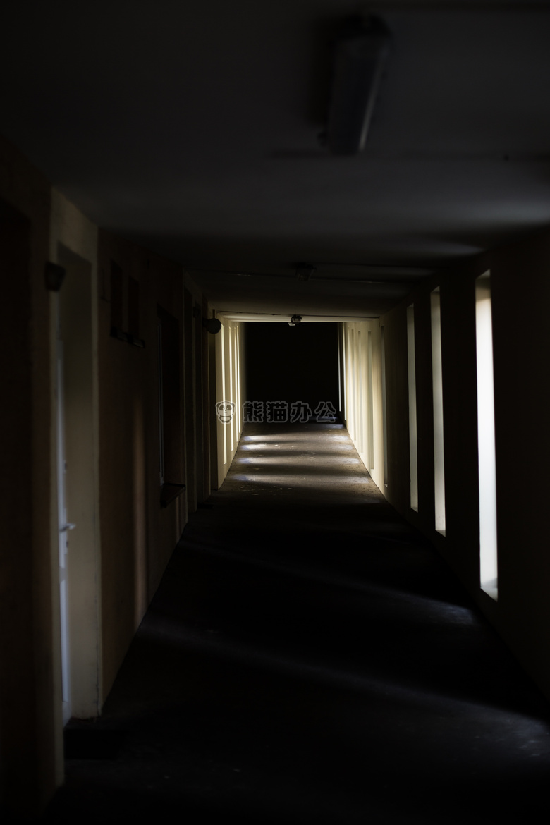 走廊 黑暗的 医院
