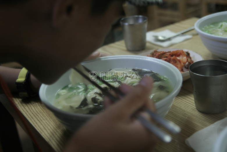 食物 午餐 面条