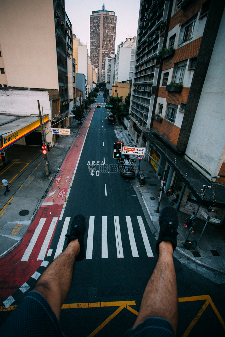 城市景观 人行横道 脚