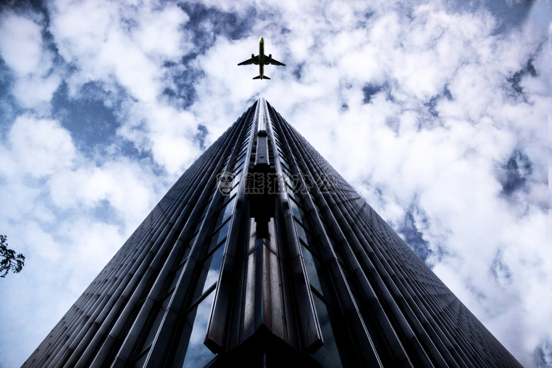 城市 飞机 摩天大楼