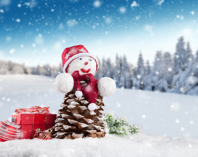 圣诞球礼物盒与雪人等摄影高清图片