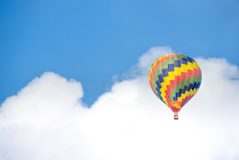 蓝天白云与五彩热气球摄影高清图片