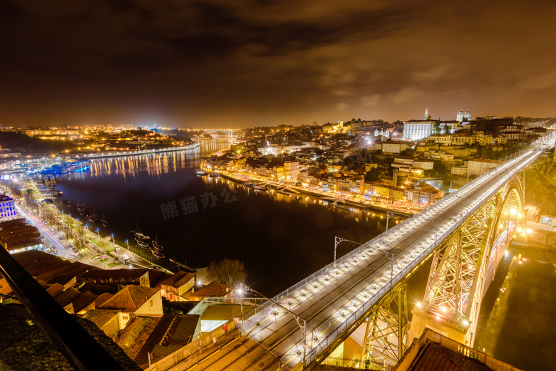 河两岸的城市夜景风光摄影高清图片