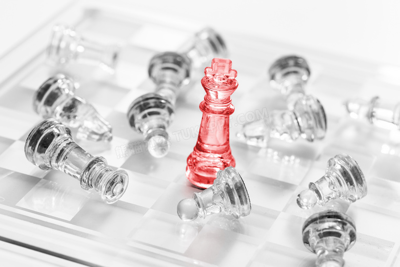 晶莹剔透国际象棋主题创意高清图片