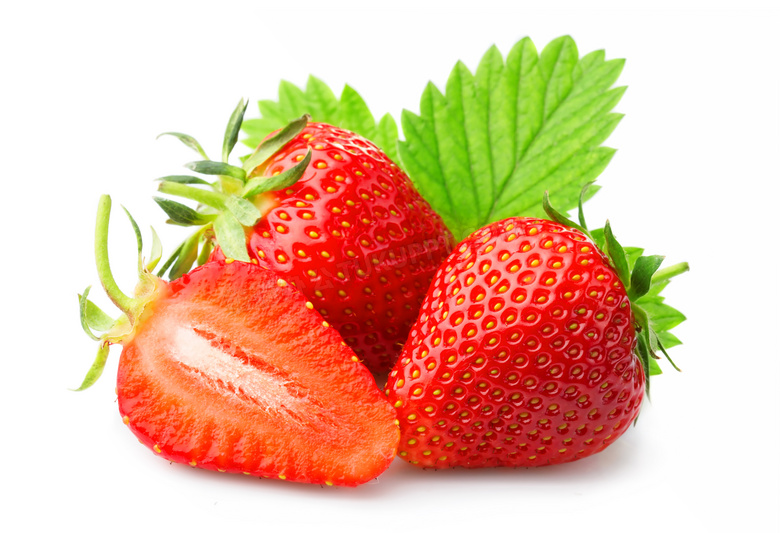 切开与饱满的新鲜草莓特写高清图片